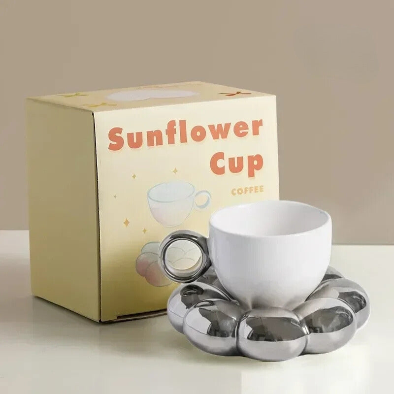 Decorative coffee cup set