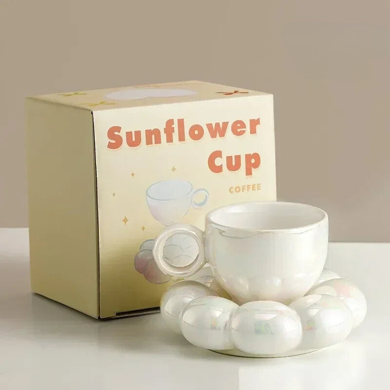 Decorative coffee cup set