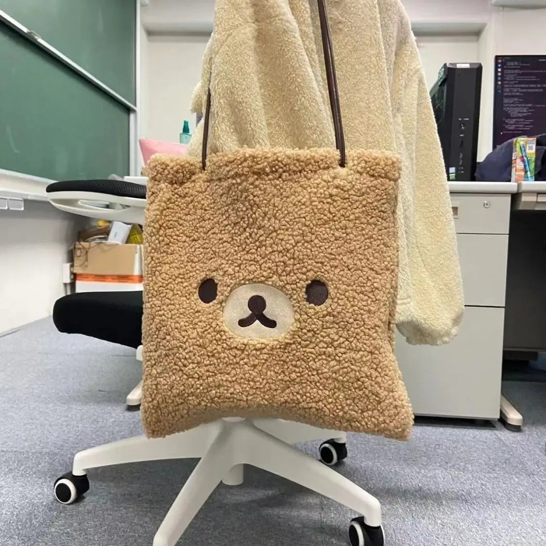Borsa a tracolla in pelle di agnello Rilakkuma