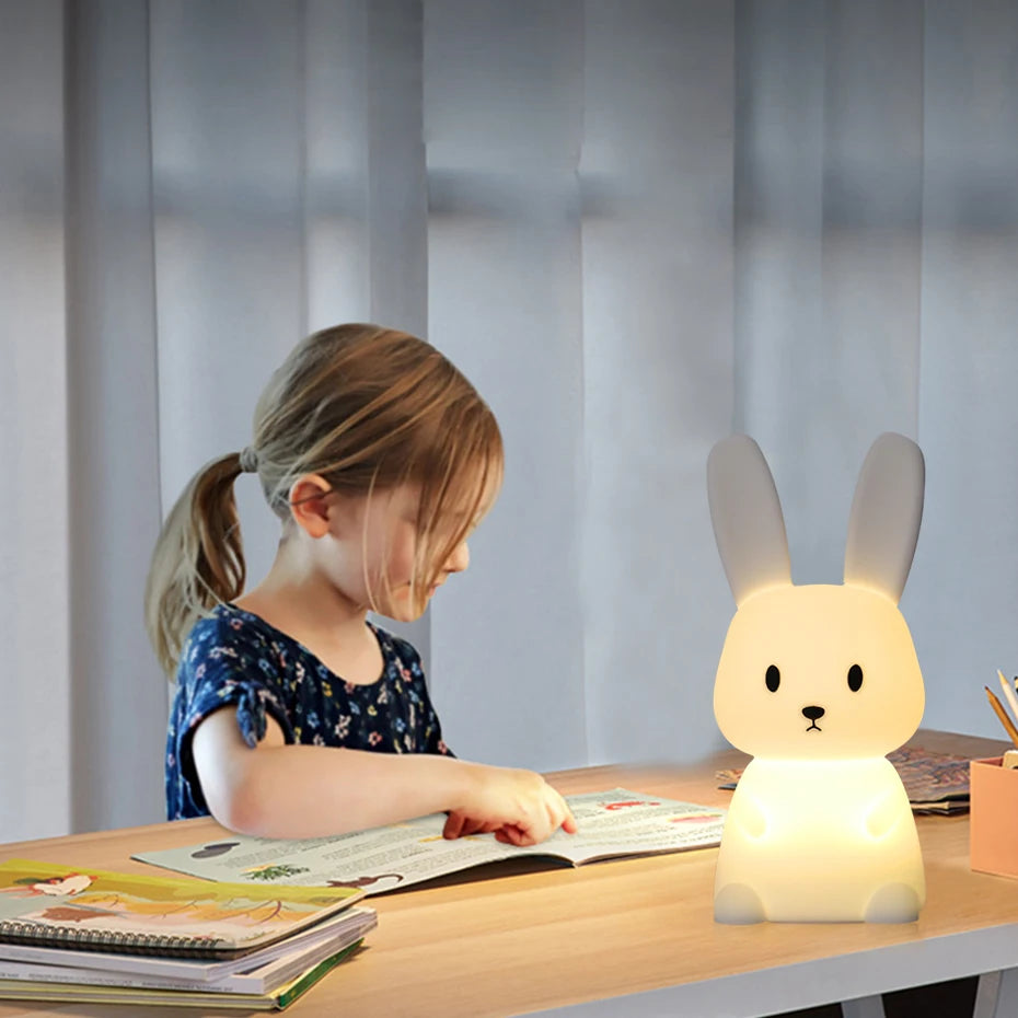 Lampka nocna Kawaii Królik z silikonu 
