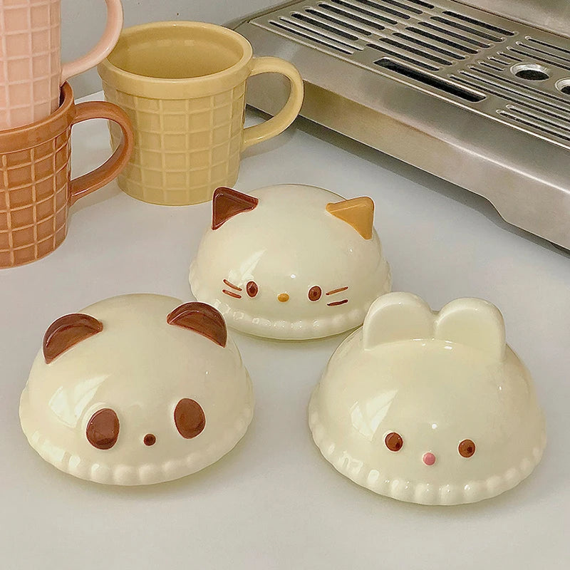 Uroczy ceramiczny kubek na kawę 